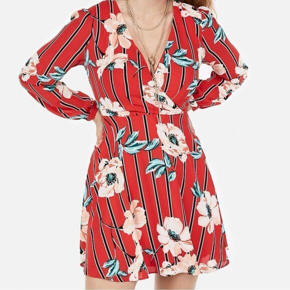 Express Dresses & Skirts - Express Women Dress small Red Floral Long Sleeve Mini Surplice wrap Lined fairy